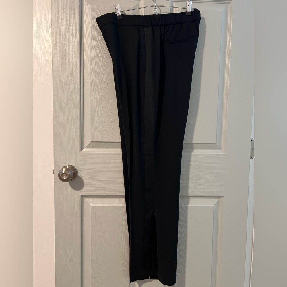 NWT Ann Taylor Black Tuxedo Pull Pants, ankle zipper, size medium